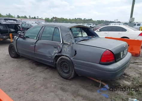 2001 Ford Crown Victoria Police Interceptor from USA, damaged, VIN 2FAFP71W71X143506